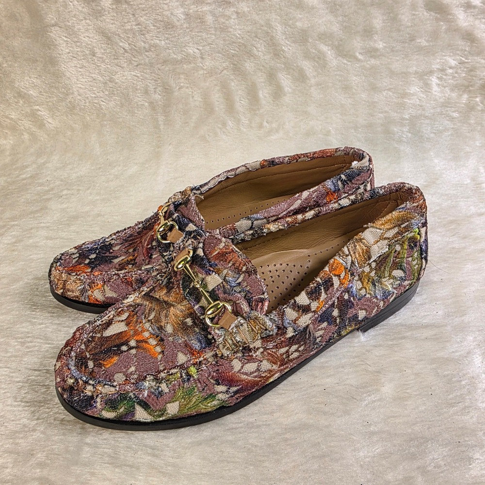 G.H. Bass Weejuns Lianna Bit Loafers Multicolor Floral Tapestry Womens 7